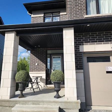 Place You Can Call Home !!! Near Ottawa Airport Exteriör bild